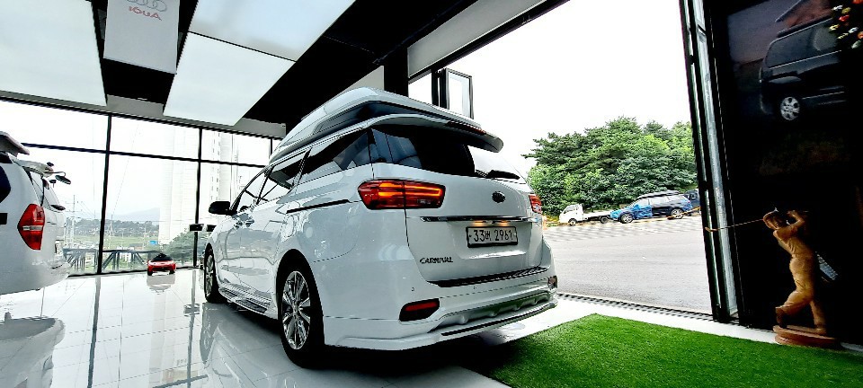 기아 더 뉴 카니발 7인승 디젤 하이리무진 프레지던트