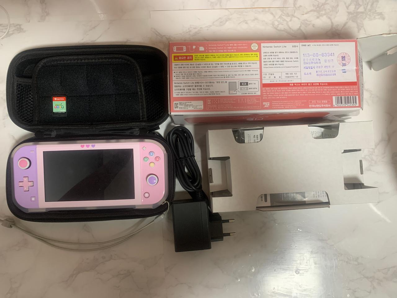 닌텐도 스위치 라이트 코랄 판매합니다