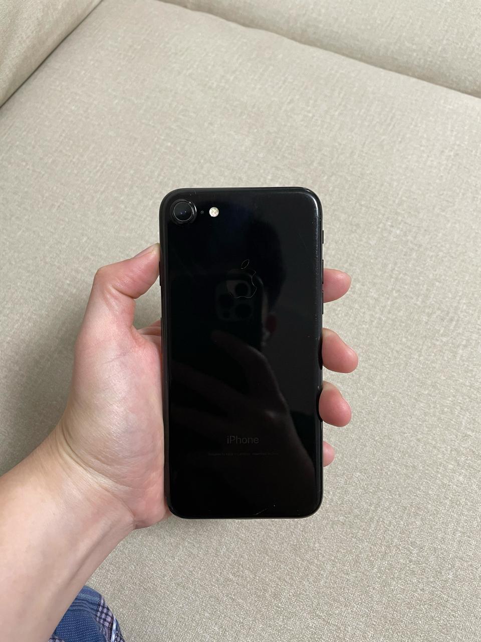 아이폰7 제트블랙 128 하단액정깨짐