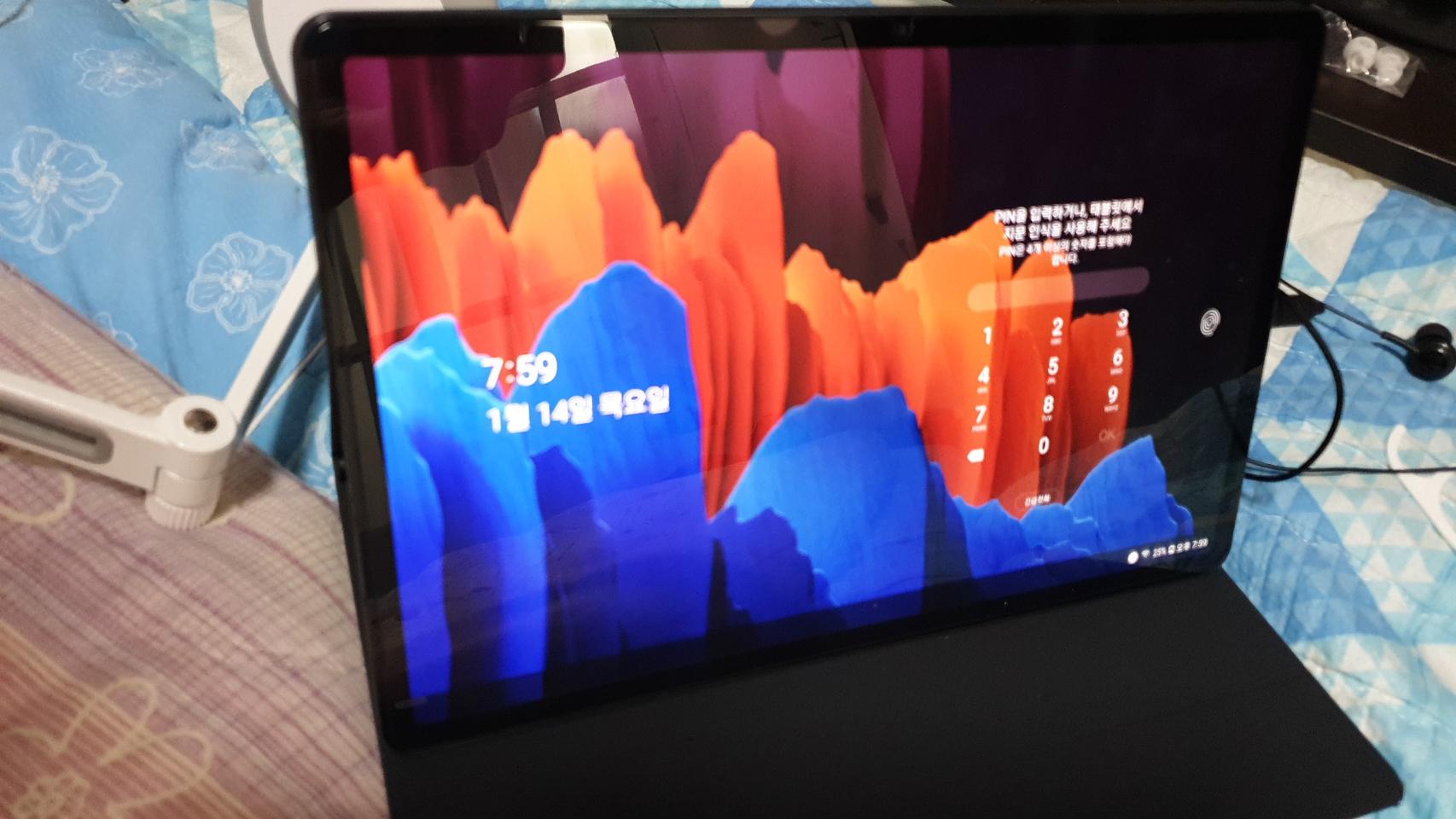 갤럭시 텝S7+ 팔아요.