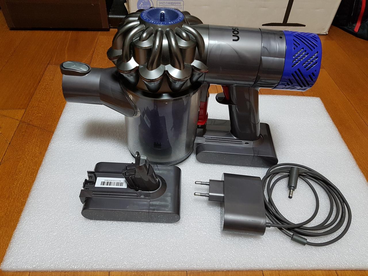 다이슨 V6 청소기 (부품용)