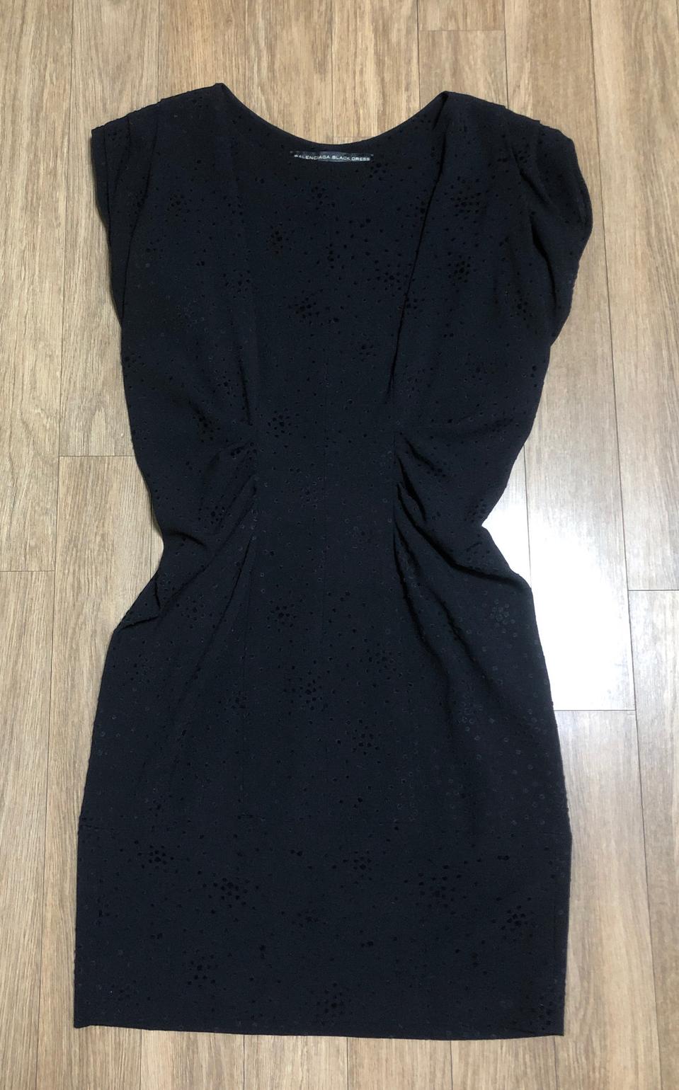 발렌시아가 원피스