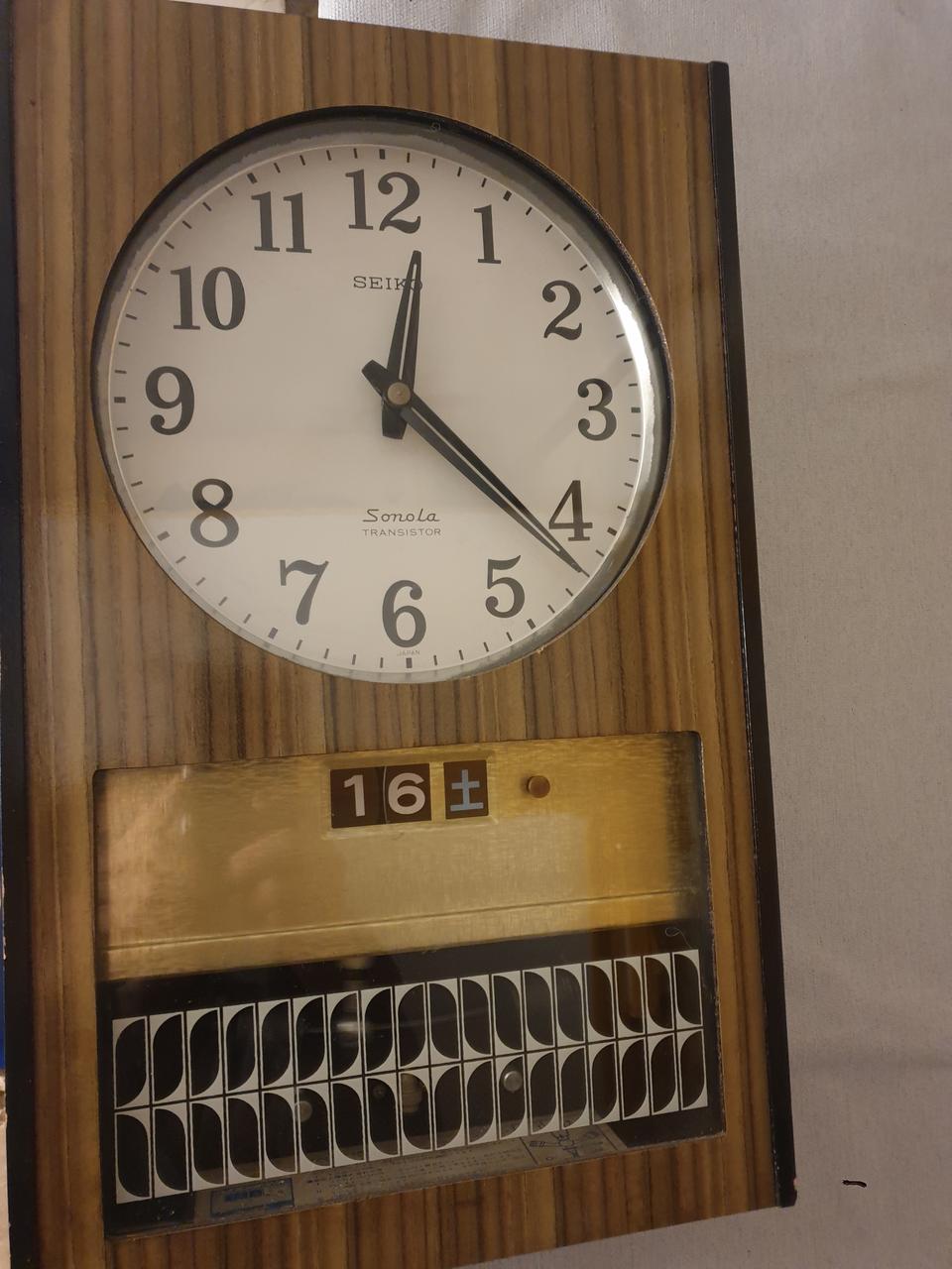 1968년트랜지스터식(반기계식)우드괘종벽시계