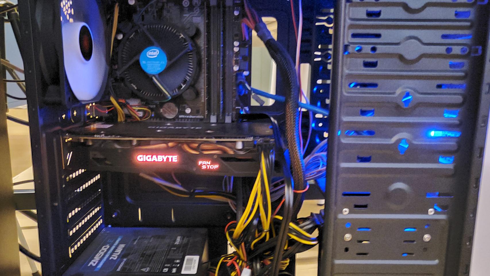 i5 rx470 16g 컴퓨터 팝니다