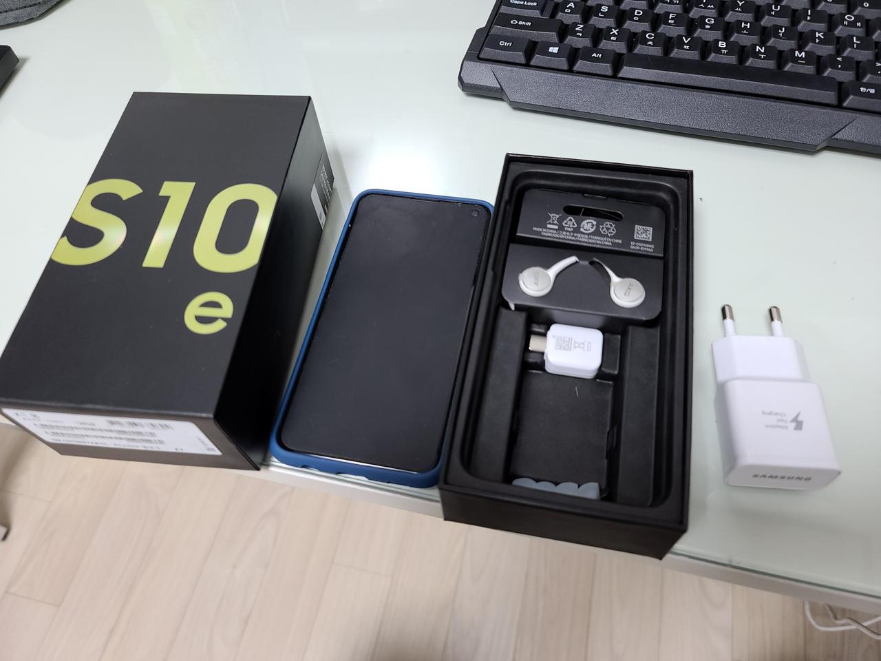 갤럭시 s10e 옐로우 풀박