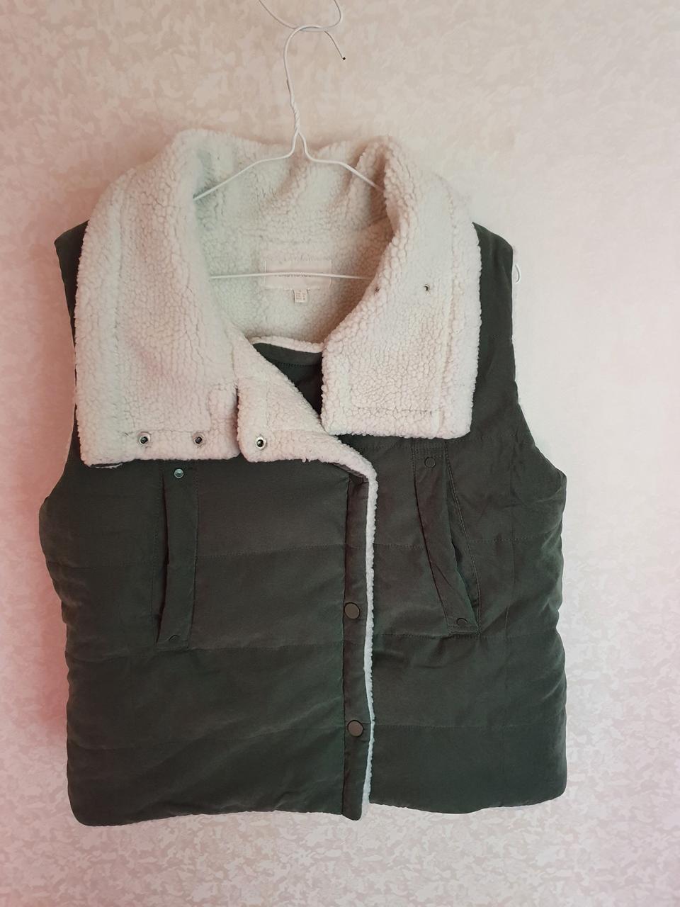 플라스틱아일랜드조끼