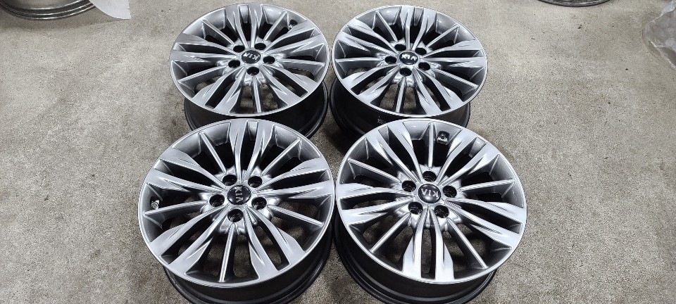 18인치 기아 더뉴 K5 하이퍼블랙 순정휠 1대분