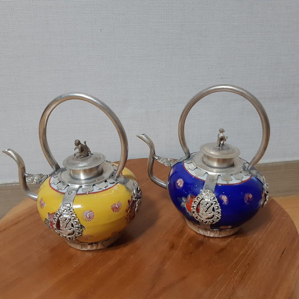 칠보로된 백동 주전자 한쌍