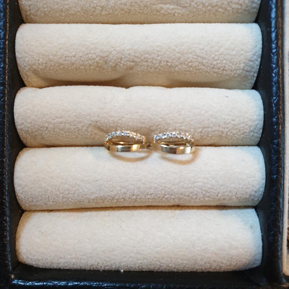 로이드 14k옐로우골드 귀걸이 팝니다(착용사진)