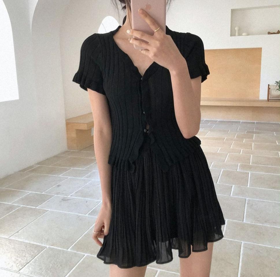 (새상품)플리츠 스커트