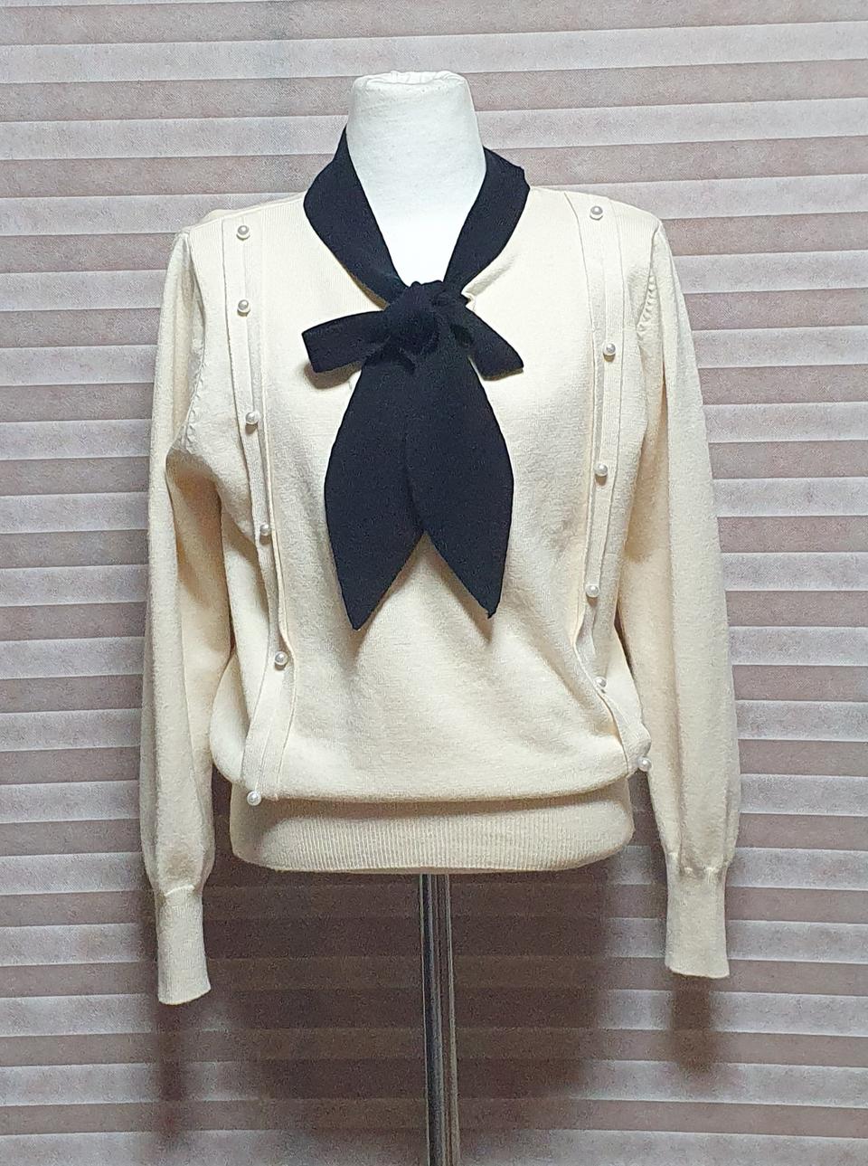 리본 진주 장식 니트