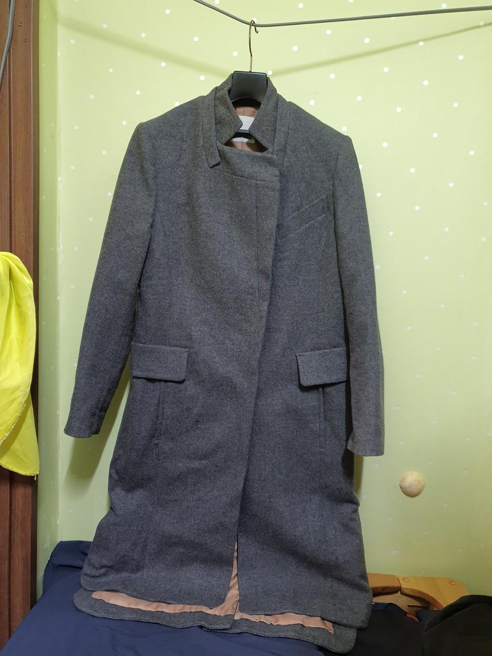 르샾양모언발롱코트66 앞기장105뒤114 상태최상 택포33000