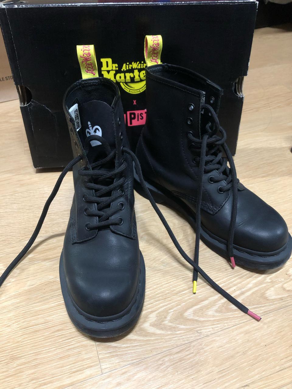 급처해요 [240] 닥터마틴 1460 sxp 한정판 판매