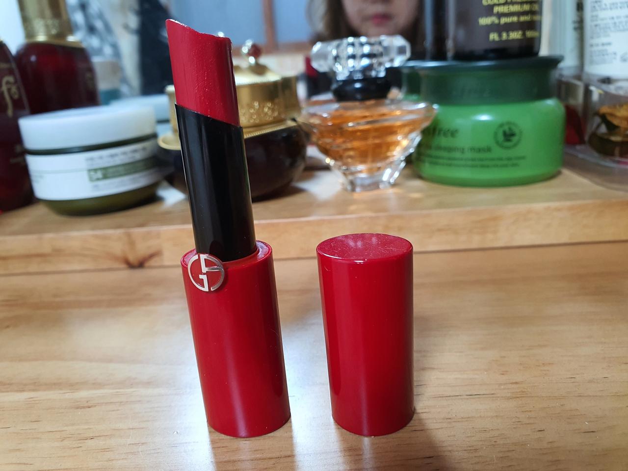 조르 오 아르마니립스틱