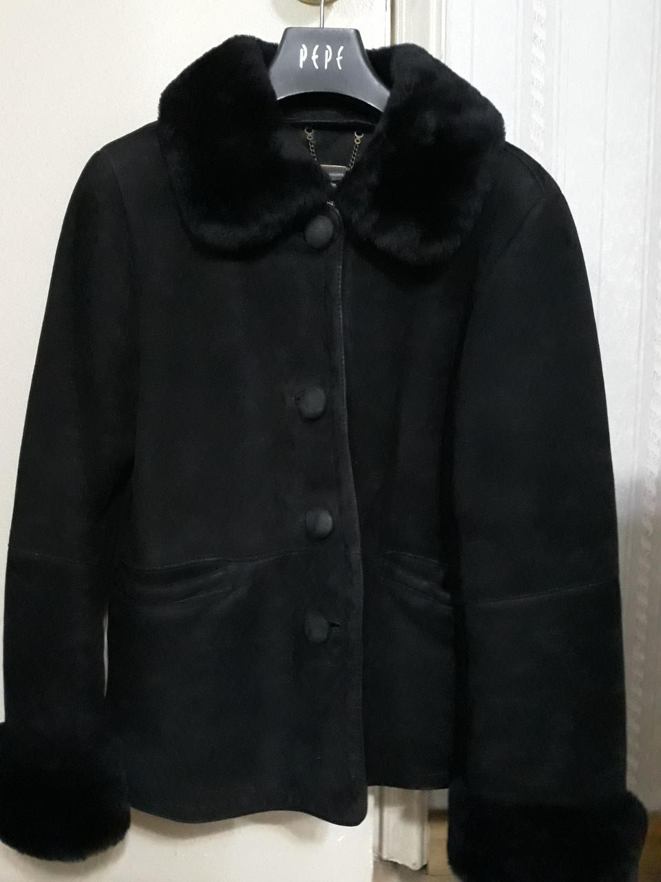 양털 100% 몽띠꼴 무스탕 49만원 팝니다.