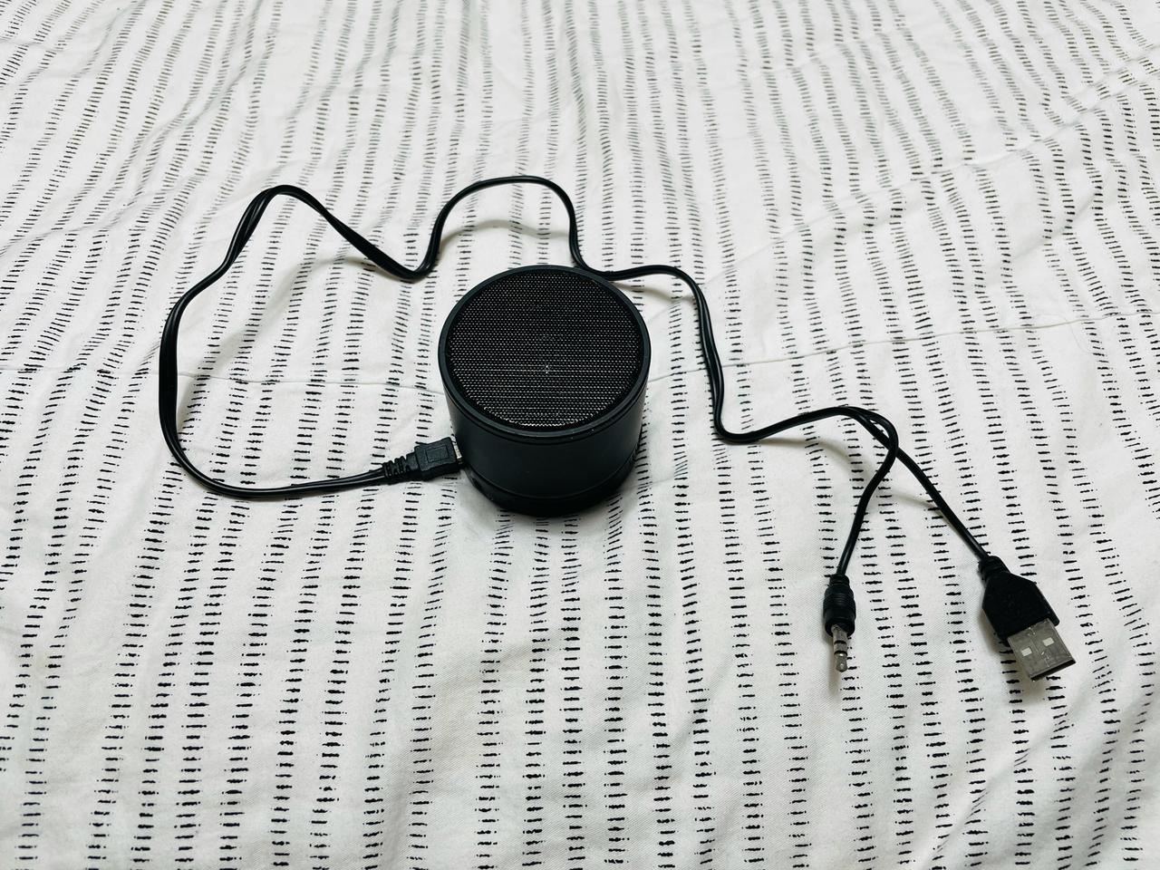 블루투스 스피커 판매합니다.