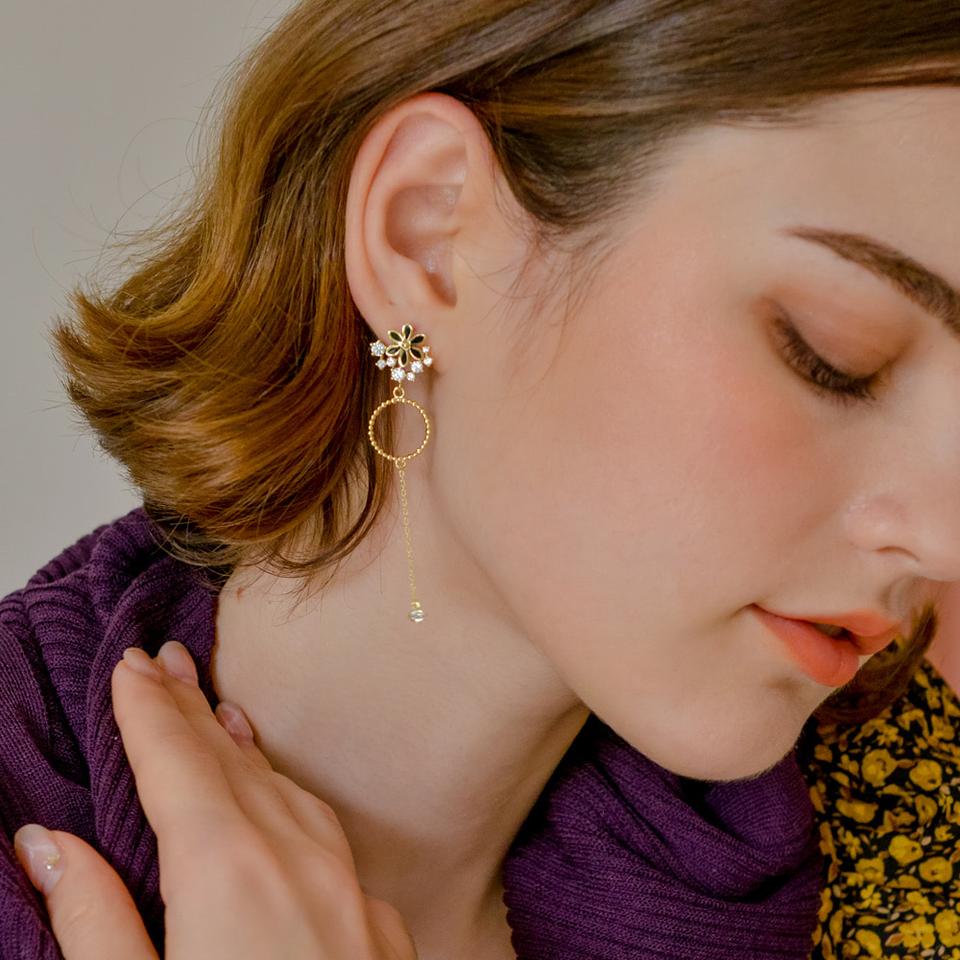 큐빅 플라워귀걸이