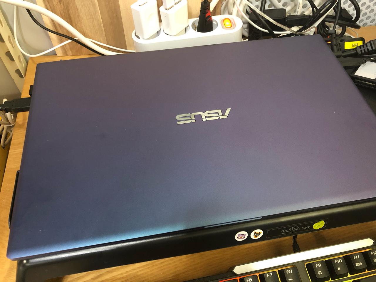 아수스 비보북 x512f