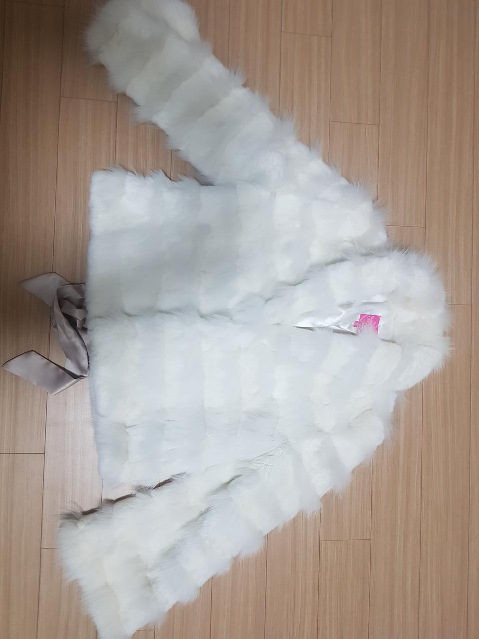 여성 여우+토끼털 자켓