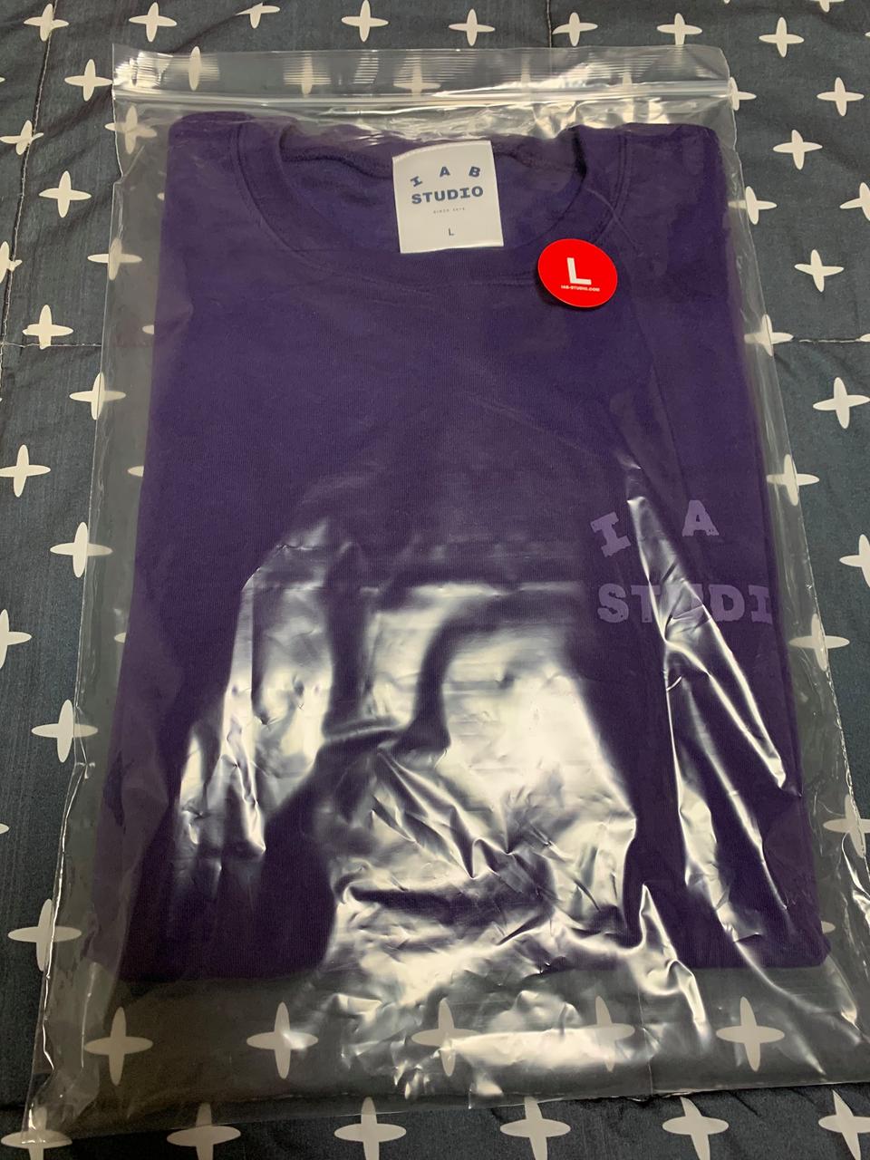  [L] 아이앱 스튜디오 IABSTUDIO 스플래쉬 퍼플 롱슬리브 판매합니다