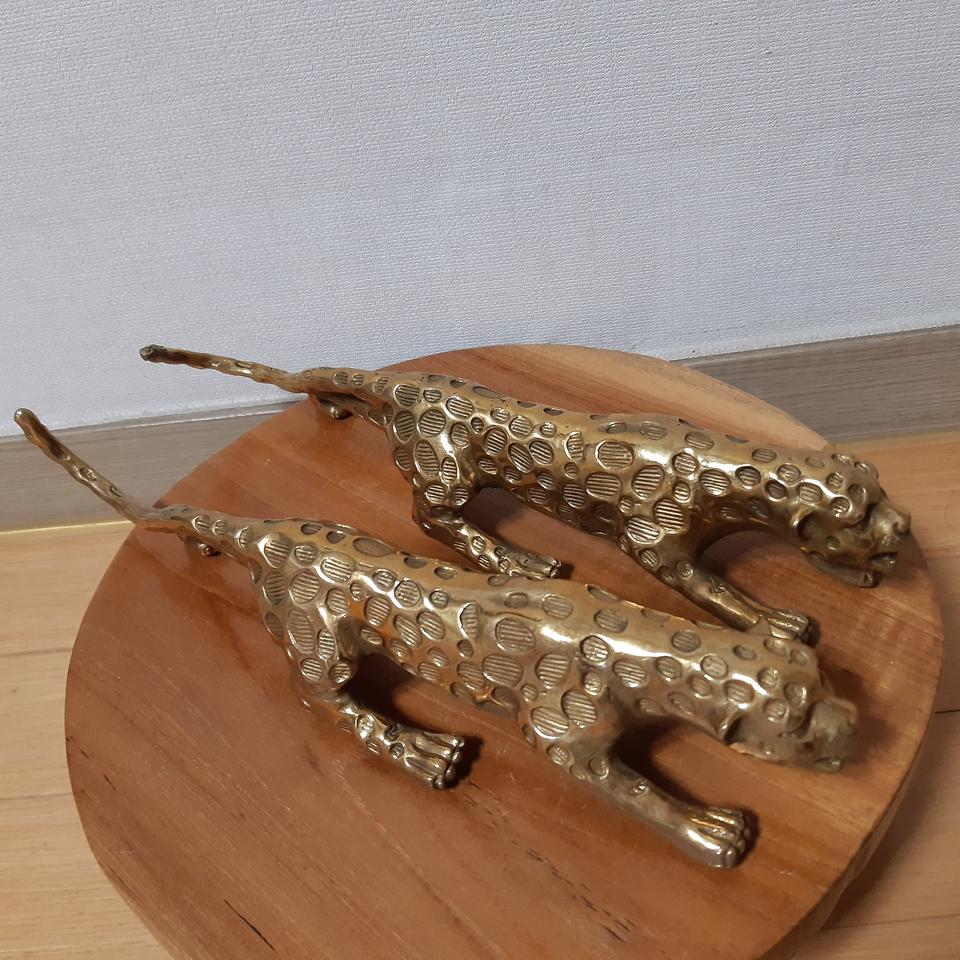 동 제규어 한쌍