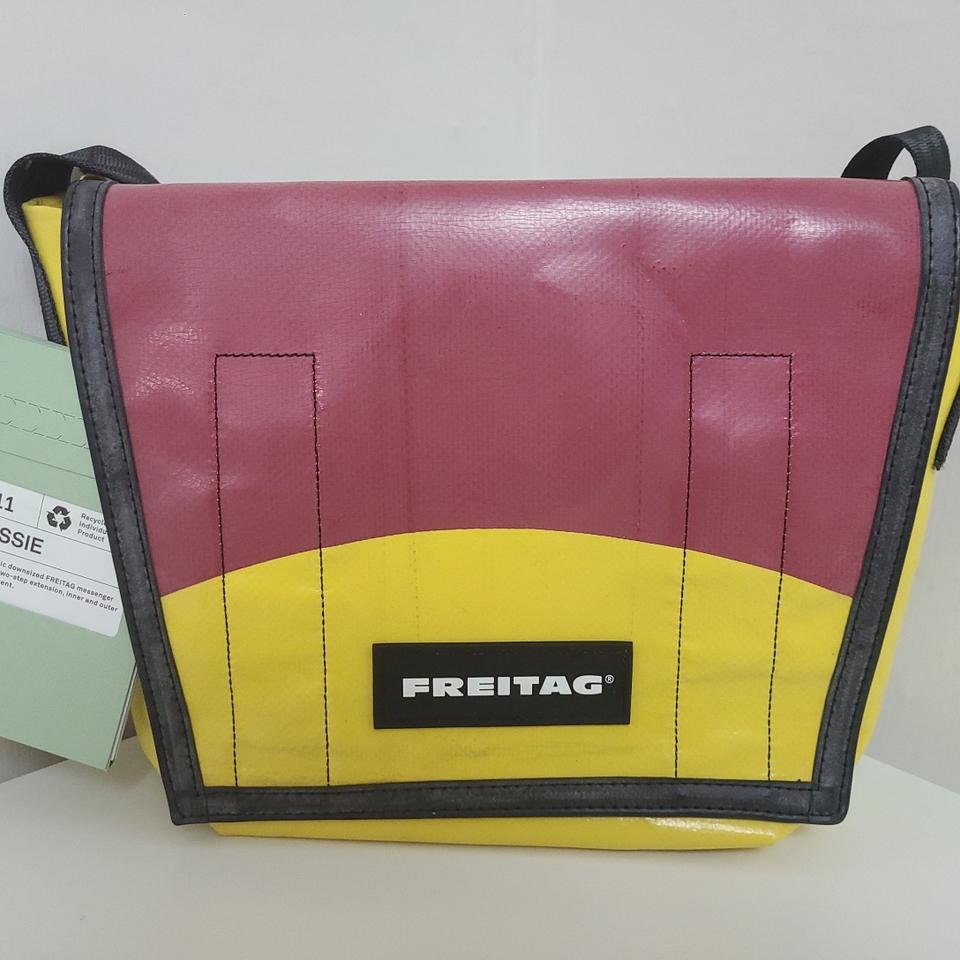 6가지 색상 (새제품)프라이탁 라씨 판매합니다