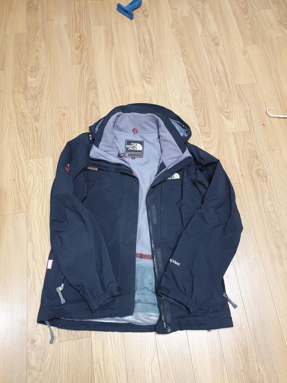 노스페이스 여성 점퍼 등산복