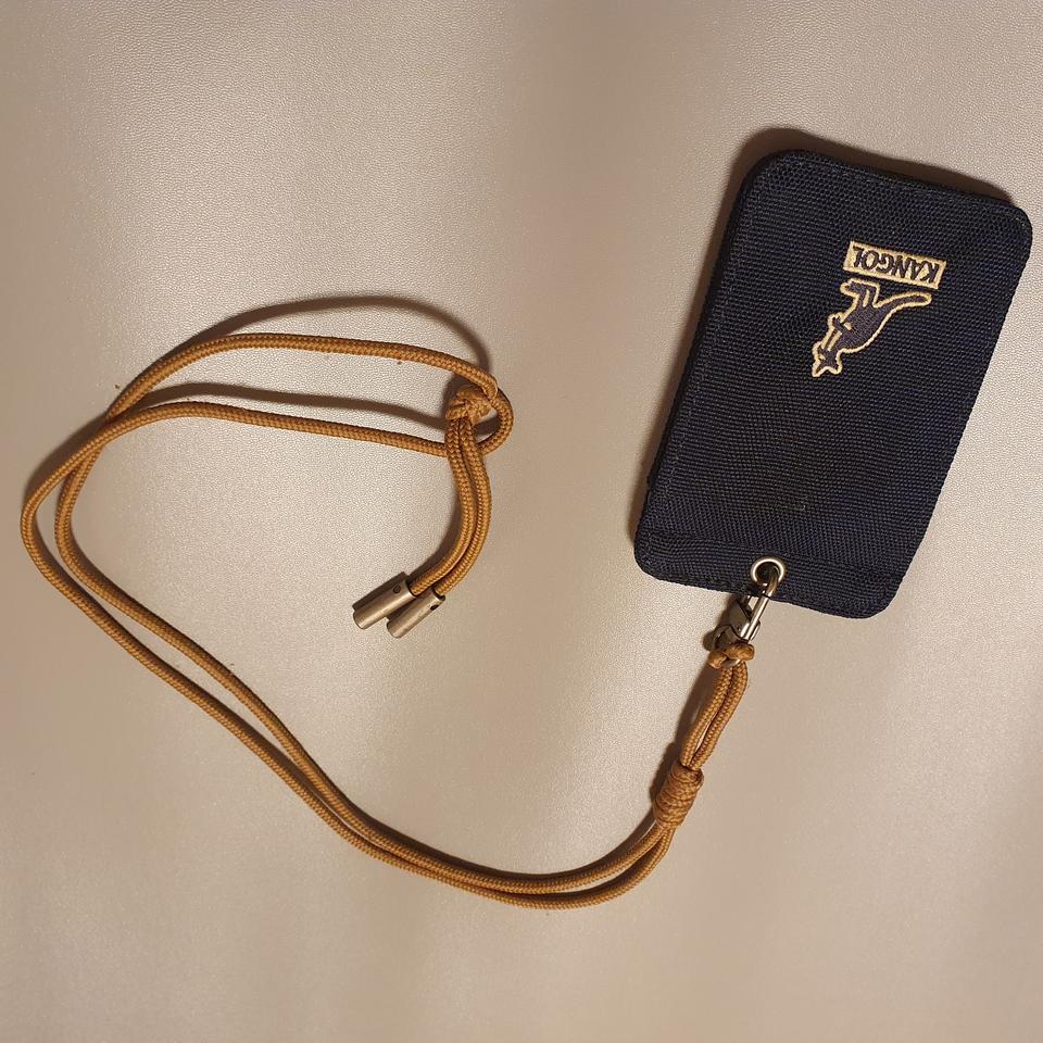 캉골 목걸이지갑