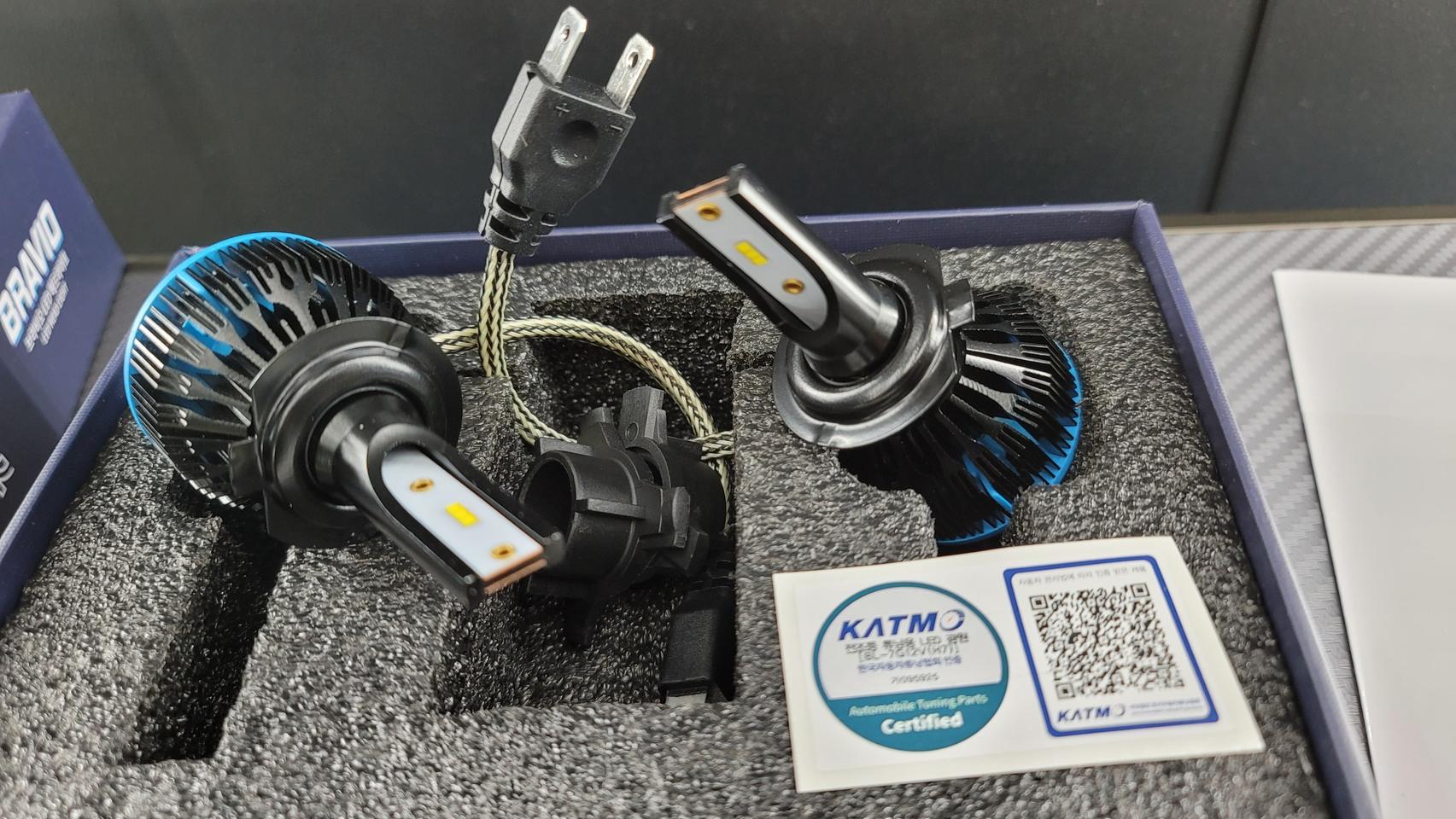 자동차전조등 브라비오LED헤드라이트 팝니다(세제품)