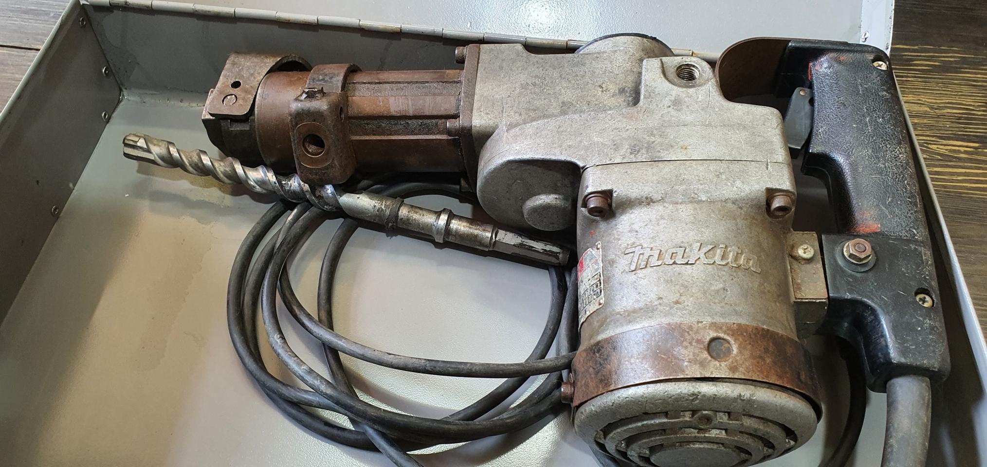 마끼다 햄머드릴