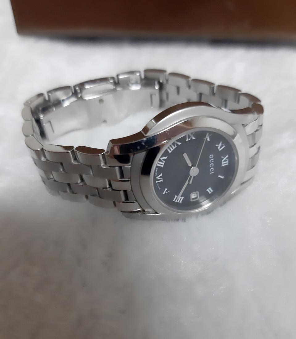 구찌 정품 5500M 블랙 쿼츠 여성명품시계 택포