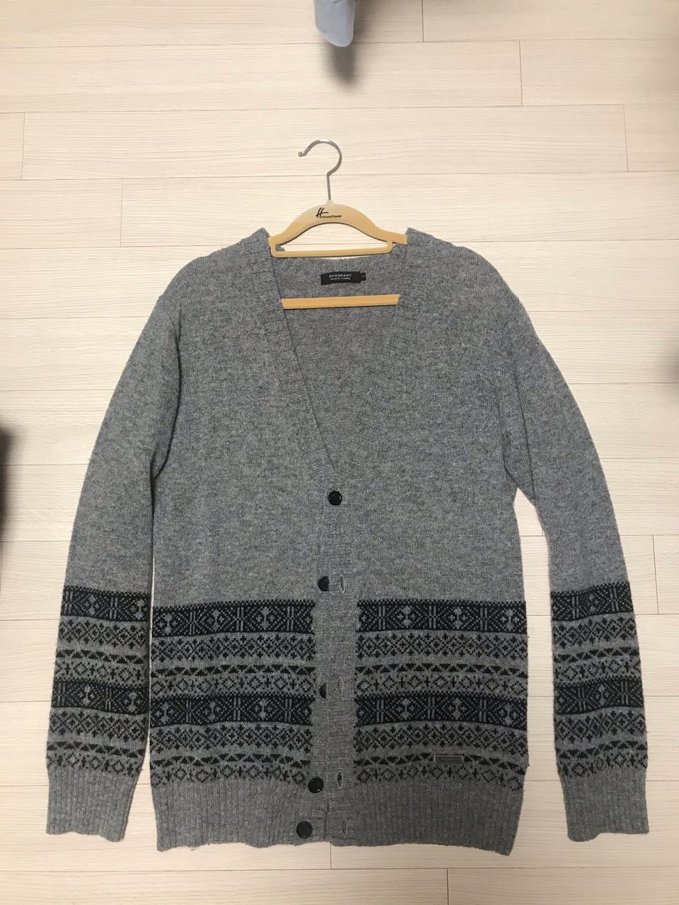 버버리 블랙라벨 가디건