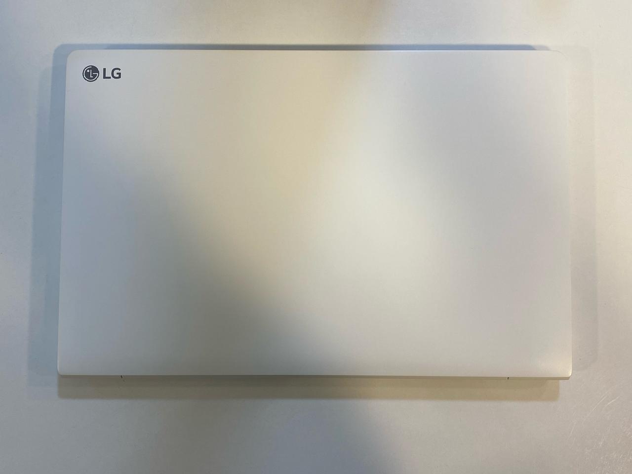 LG전자 2017 그램 (14Z970-GR3HK) 판매합니다.