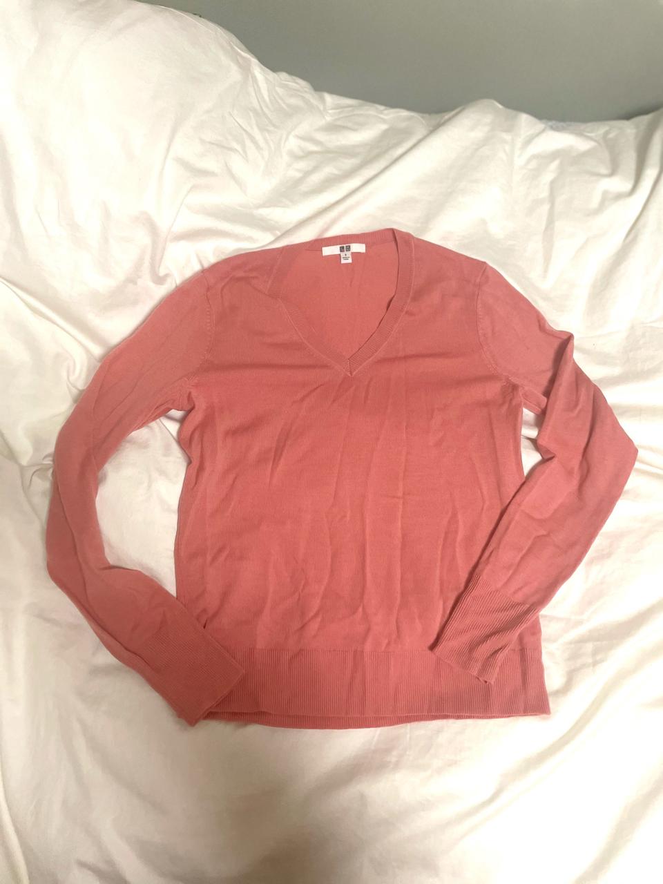 유니클로 울 100 브이넥 니트/1회 착용