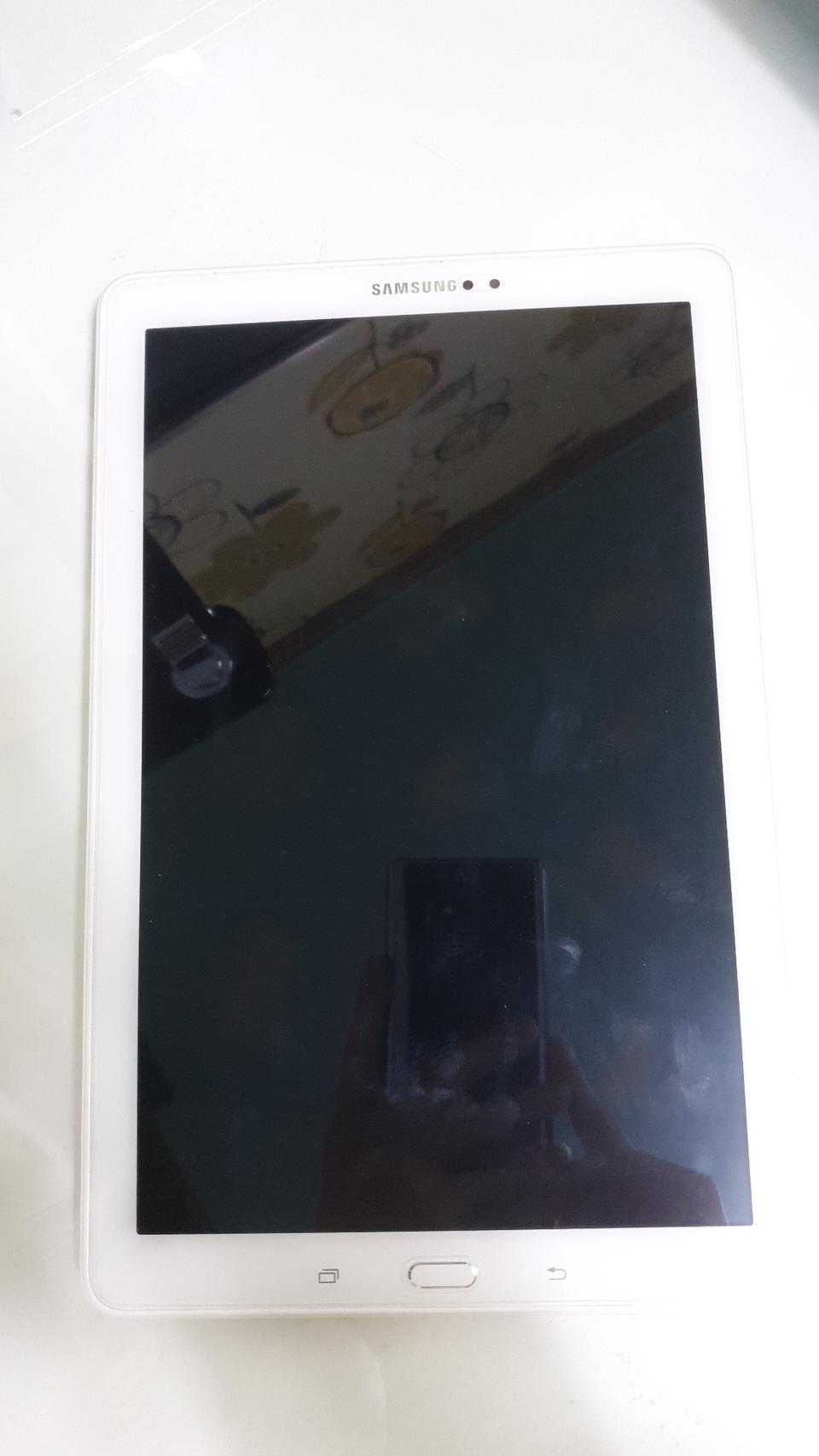 갤럭시탭a6 10.1 with s pen 팝니다!!!