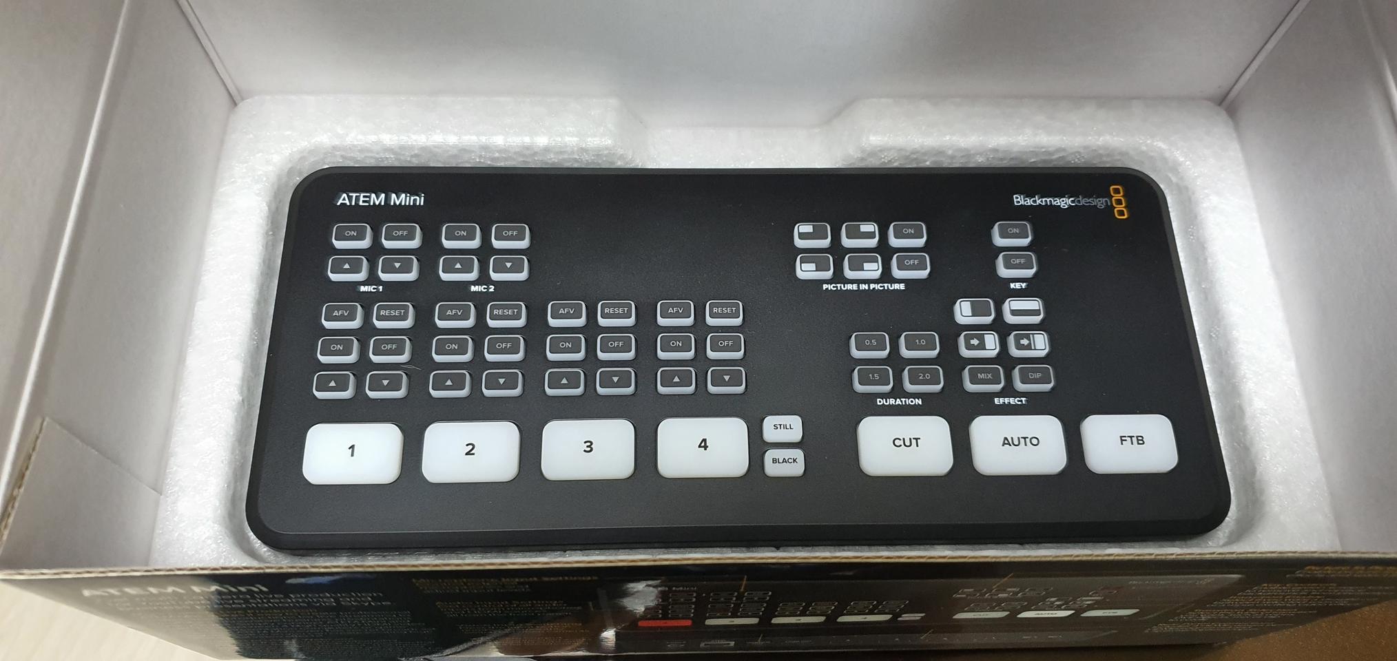 ATEM MINI 완전 새 제품 (택포)