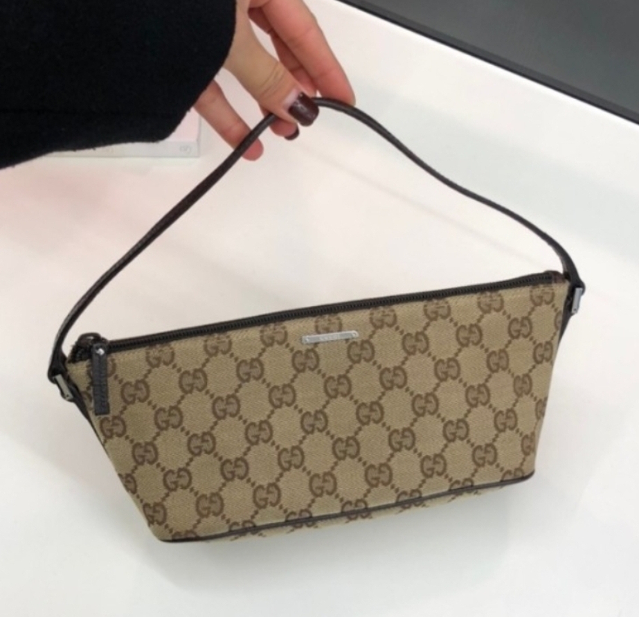 구찌 자가드 패턴 바게트백