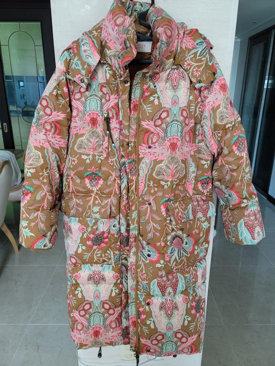 오일릴리 패딩 77사이즈 정품 아우터 코트