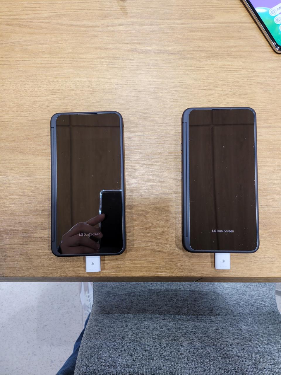 LGv50S 2대판매합니다.