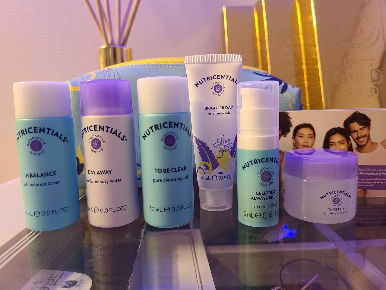 뉴스킨 리뉴얼 기초샘플 6종세트 + 손소독제 <1세트 남았어요>