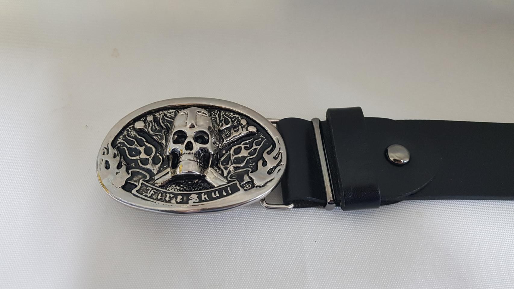 가죽해골 벨트
