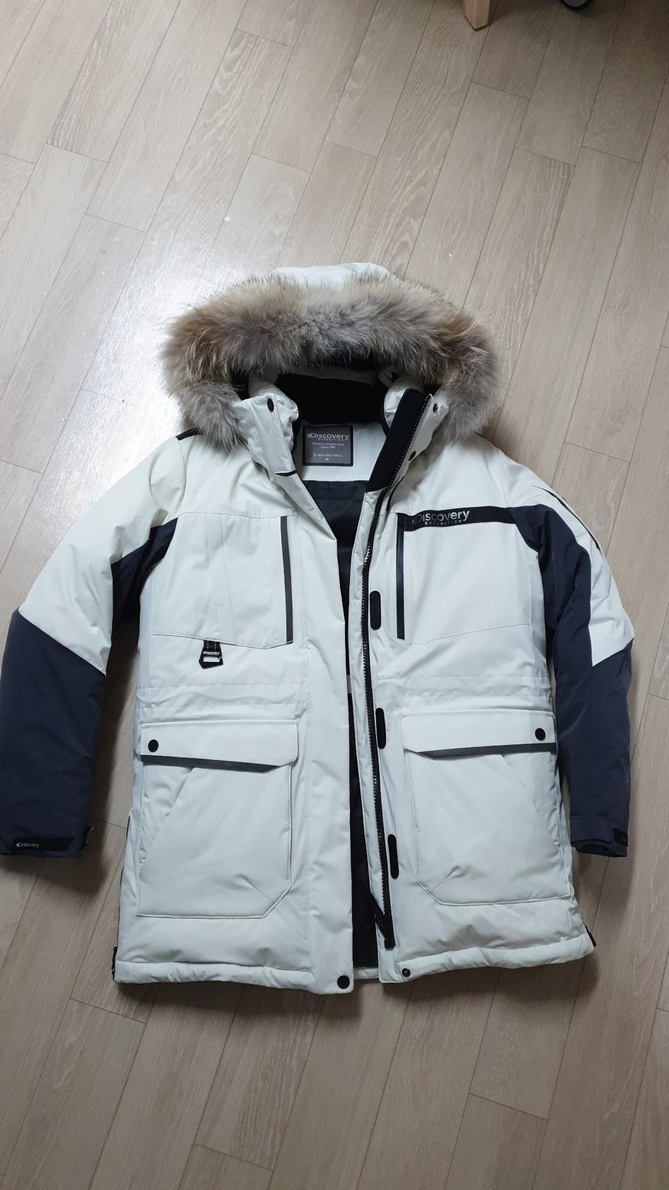 새거같은 디스커버리 숏패딩 95 정가 69만