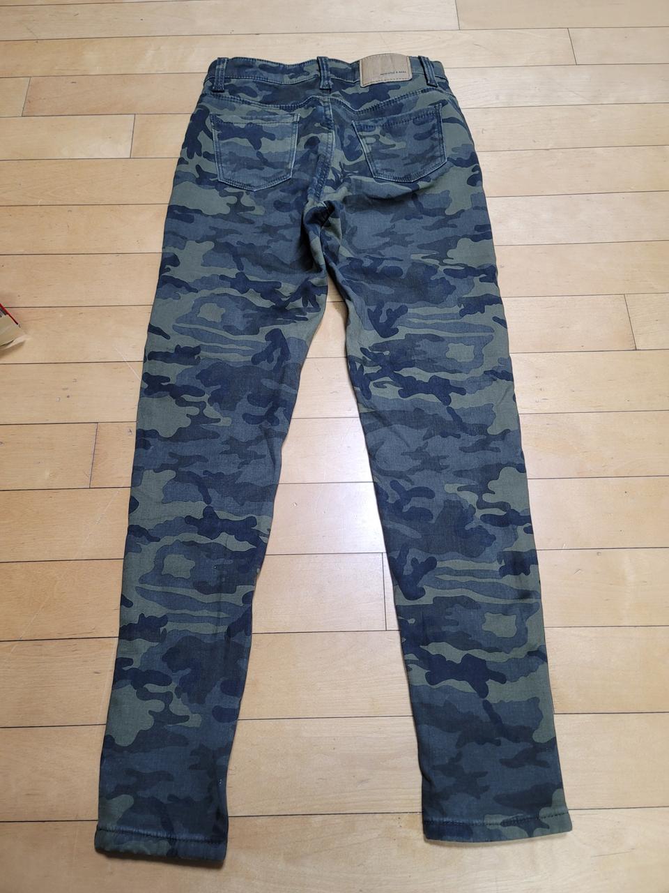 나나카모기모바지