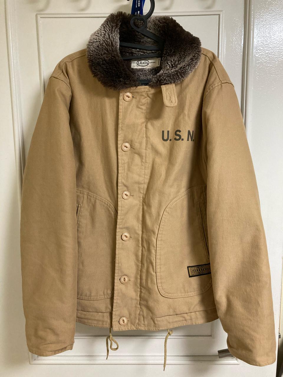 리타 덱자켓 미디움 판매합니다