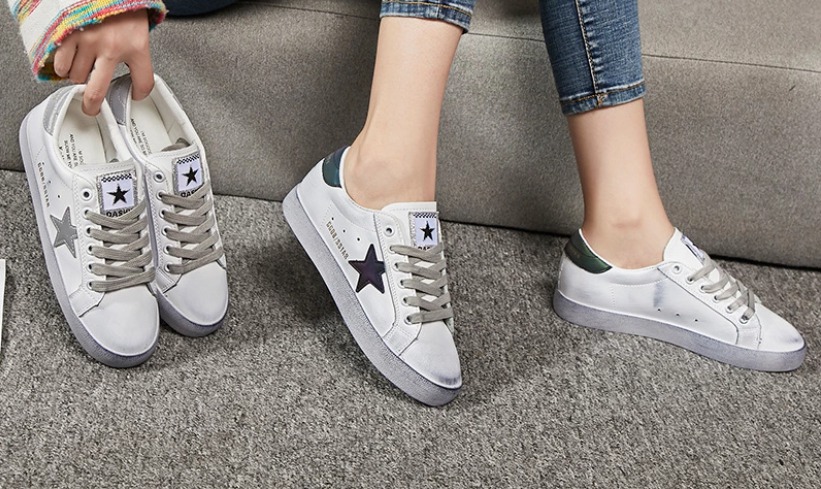 구스스타일 스니커즈 신상