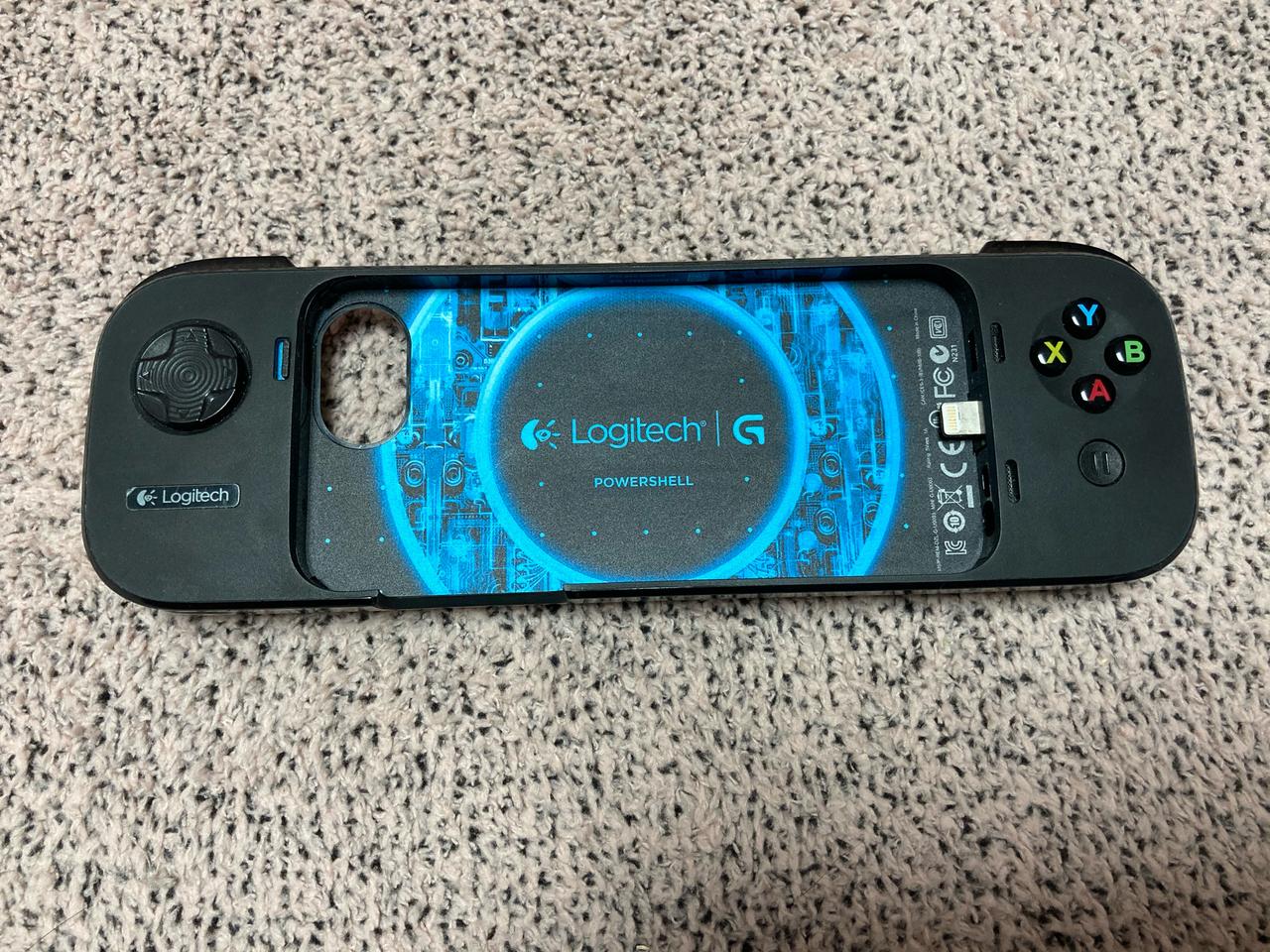 로지텍 파워쉘 게임컨트롤러 아이폰