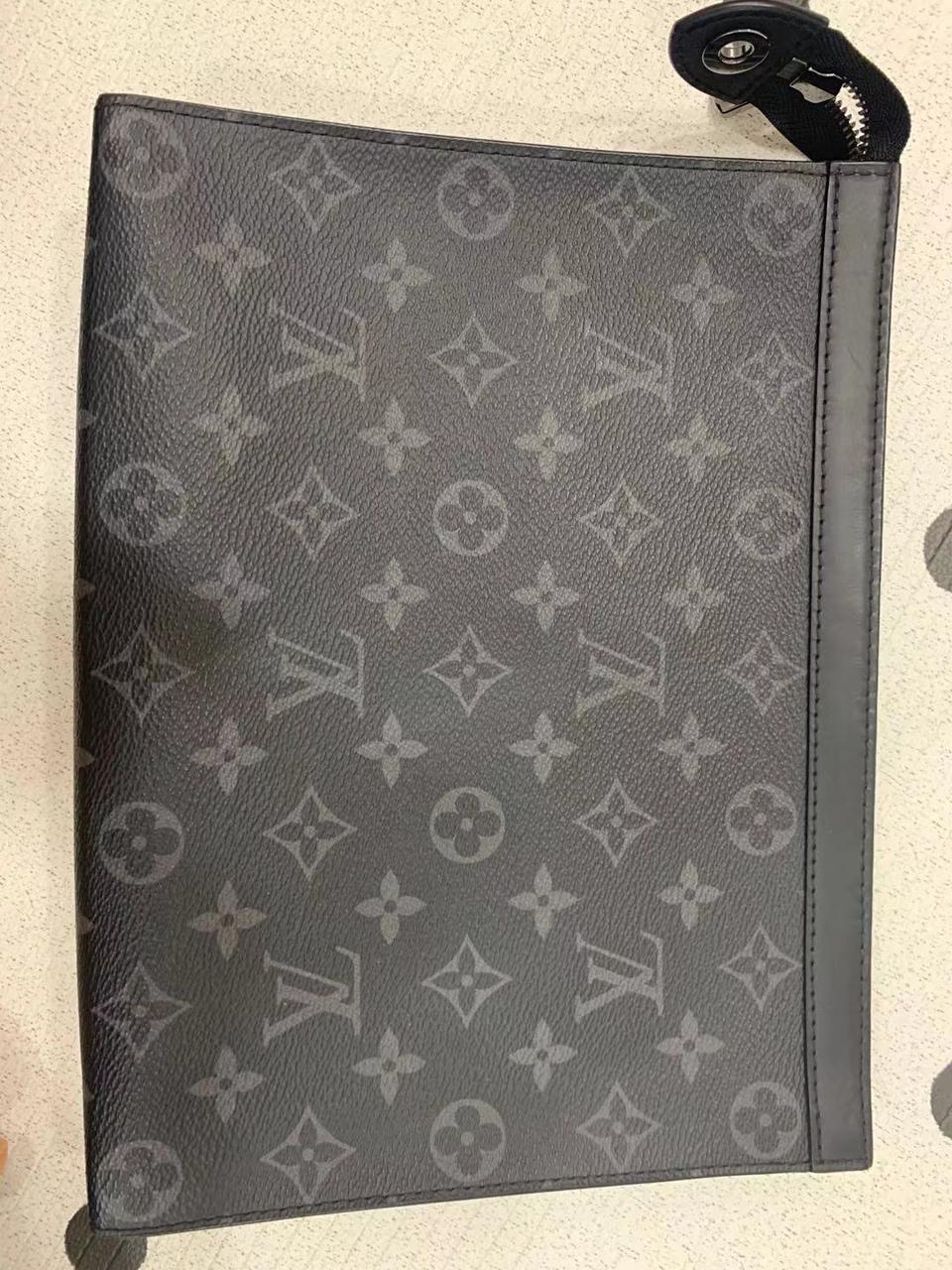 루이비똥 클러치