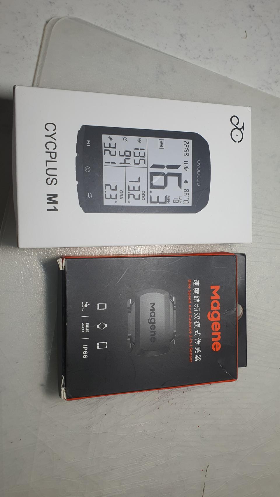 자전거 속도계,케이던스,심박 등등...  센서2개포함