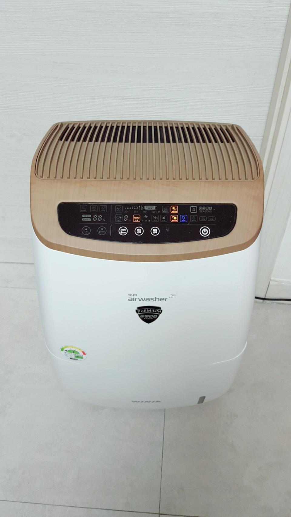 위니아 에어워셔 프리미엄 로얄 공기청정 제습 가습기