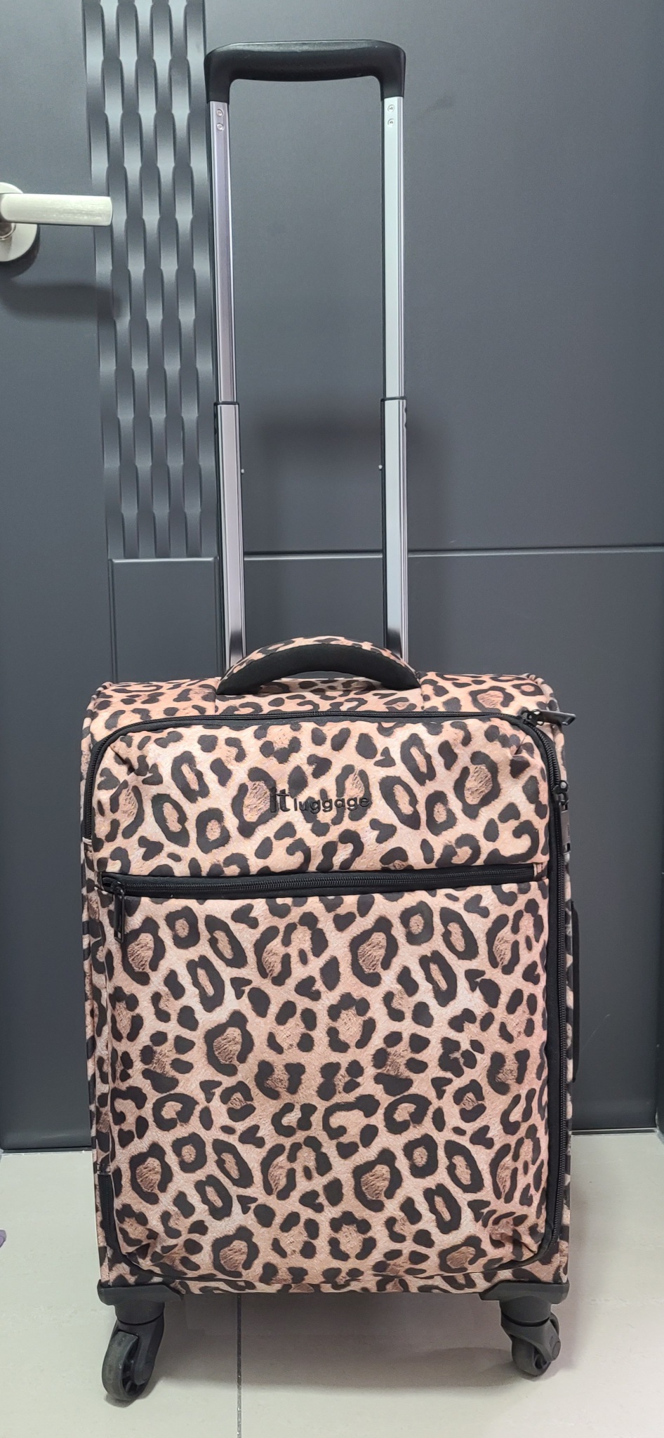 영국브랜드 It luggage 캐리어 기내용